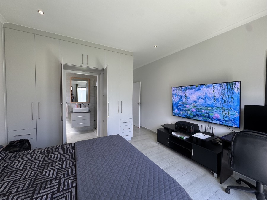3 Bedroom Property for Sale in Sandown Western Cape